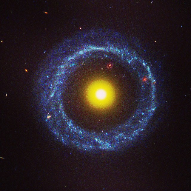 Type 3 civilization (Hoag object ring galaxy photo)